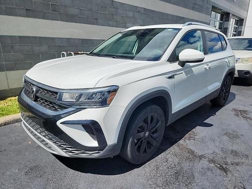 2022 Volkswagen Taos 1.5T SE