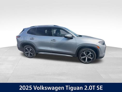 2025 Volkswagen Tiguan 2.0T SE 4MOTION