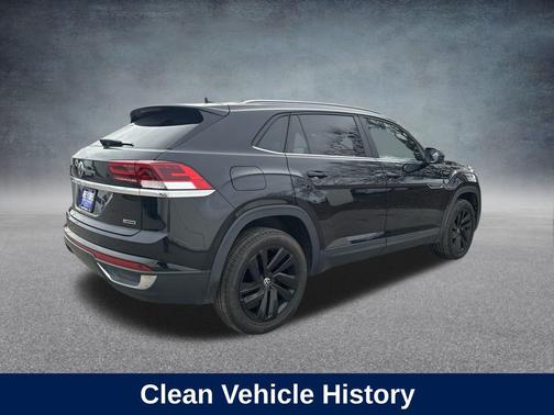 2022 Volkswagen Atlas Cross Sport 2.0T SE w/Technology 4MOTION