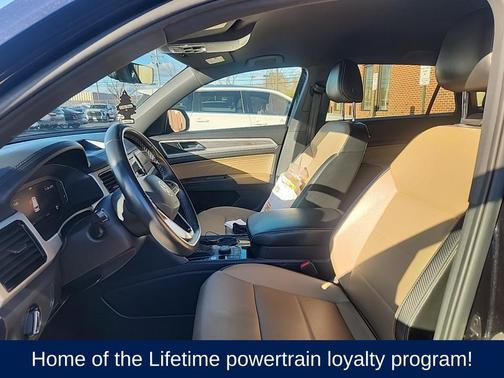 2022 Volkswagen Atlas Cross Sport 2.0T SE w/Technology 4MOTION