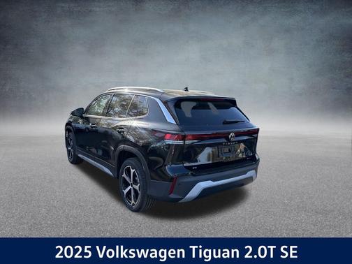 2025 Volkswagen Tiguan 2.0T SE 4MOTION
