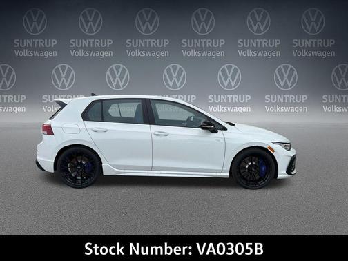 pure white 2026 Volkswagen Golf R 2.0T DSG