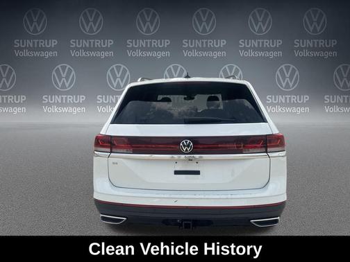 Pure White 2024 Volkswagen Atlas 2.0T SE w/Technology