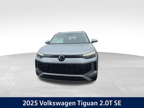 2025 Volkswagen Tiguan 2.0T SE 4MOTION