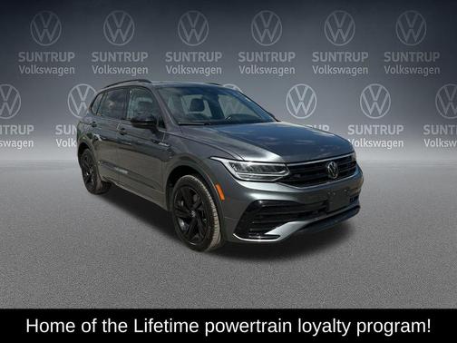 Platinum Gray Metallic 2024 Volkswagen Tiguan 2.0T SE R-Line Black 4MOTION
