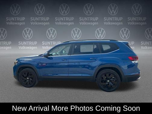 Blue Metallic 2025 Volkswagen Atlas 2.0T SE w/Technology