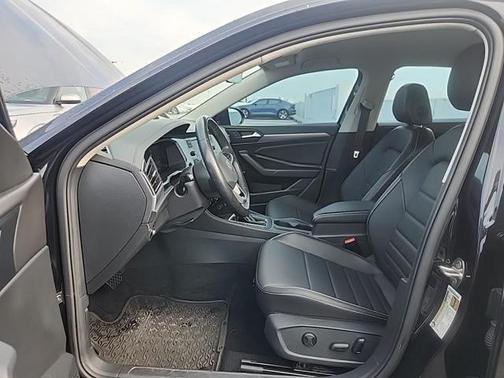 2022 Volkswagen Jetta 1.5T SE