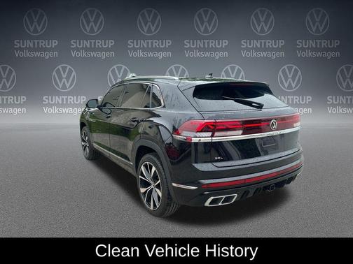Deep Black Pearl 2024 Volkswagen Atlas Cross Sport 2.0T SEL Premium