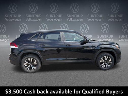 deep black pearl 2026 Volkswagen Atlas Cross Sport 2.0T SE