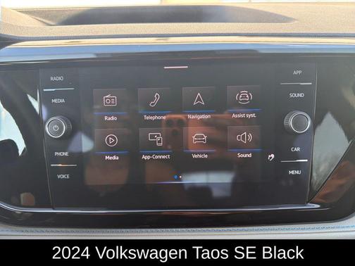 2024 Volkswagen Taos 1.5T SE Black