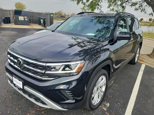 2023 Volkswagen Atlas 2.0T SE w/Technology 4MOTION