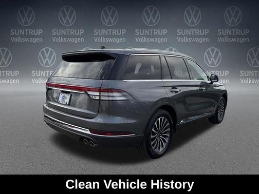 Gray Metallic 2023 Lincoln Aviator Reserve AWD