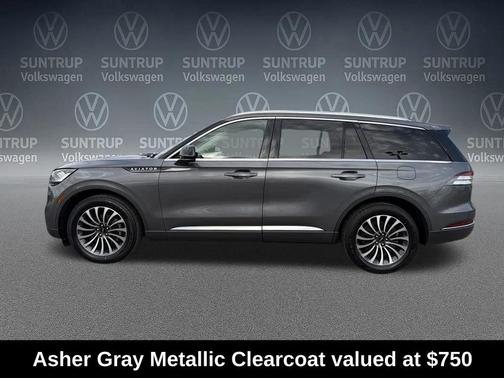 Gray Metallic 2023 Lincoln Aviator Reserve AWD