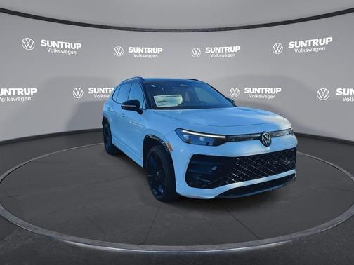 2025 Volkswagen Tiguan 2.0T SE R-Line Black 4MOTION