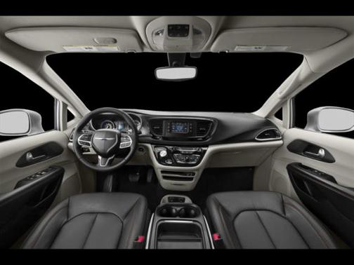 2018 Chrysler Pacifica Touring-L Plus