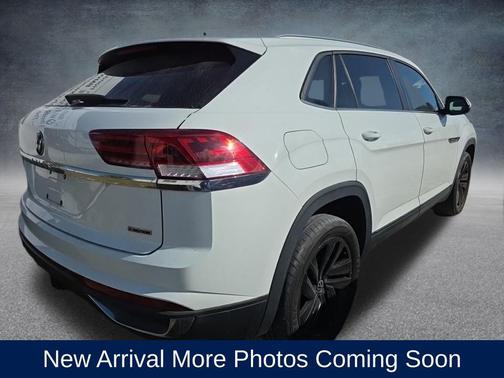 2022 Volkswagen Atlas Cross Sport 3.6L V6 SE w/Technology