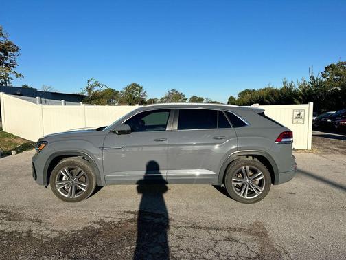 2022 Volkswagen Atlas Cross Sport 2.0T SEL