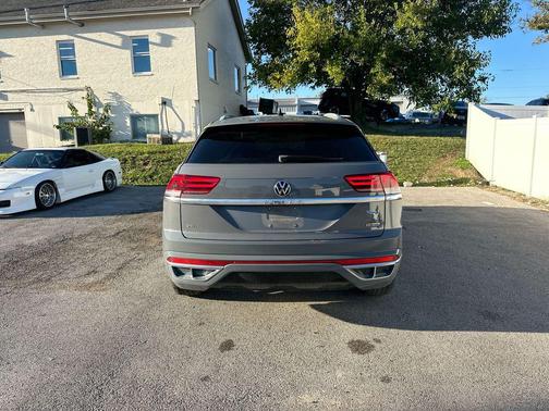 2022 Volkswagen Atlas Cross Sport 2.0T SEL