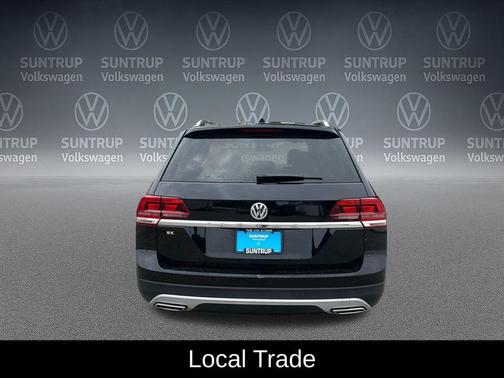 Deep Black Pearl Metallic 2019 Volkswagen Atlas 2.0T SE