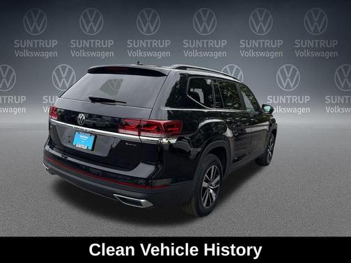 Deep Black Pearl 2023 Volkswagen Atlas 2.0T SE