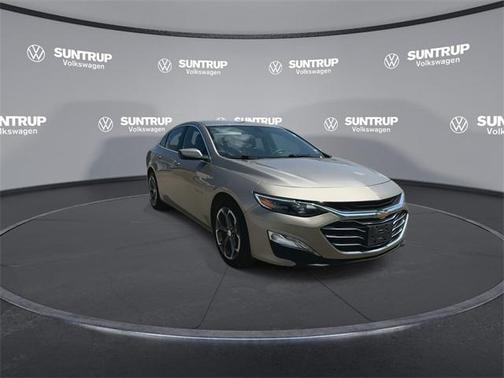 2022 Chevrolet Malibu FWD LT