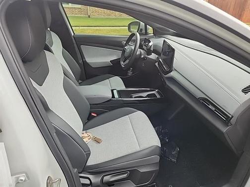 2023 Volkswagen ID.4 Standard