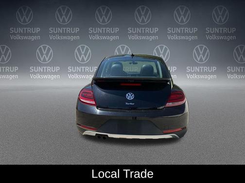 Deep Black 2017 Volkswagen Beetle 1.8T Dune