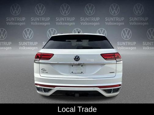 Opal White 2023 Volkswagen Atlas Cross Sport 3.6L V6 SEL Premium R-Line