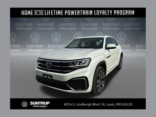 Opal White 2023 Volkswagen Atlas Cross Sport 3.6L V6 SEL Premium R-Line