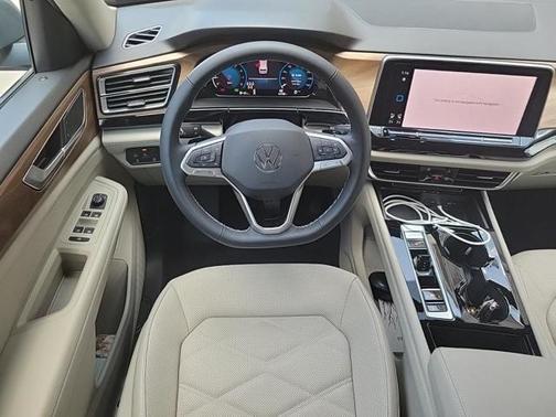 2024 Volkswagen Atlas 2.0T SE w/Technology 4MOTION