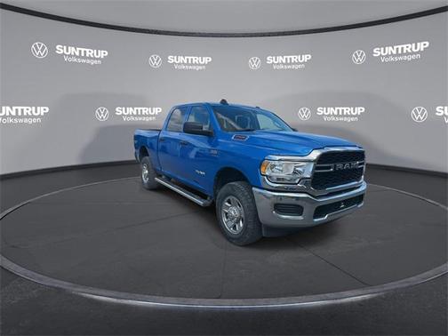 2020 RAM 2500 Tradesman Crew Cab 4X4 6'4' Box