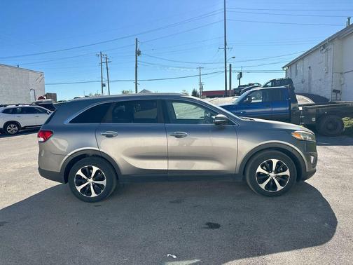 2016 Kia Sorento EX