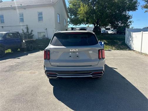 2023 Kia Sorento EX