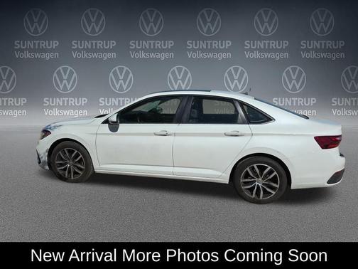 Opal White 2025 Volkswagen Jetta 1.5T SE