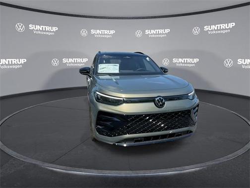 2025 Volkswagen Tiguan 2.0T SE R-Line Black 4MOTION