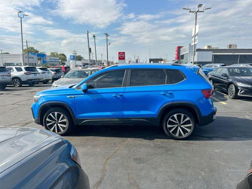 2022 Volkswagen Taos 1.5T SE