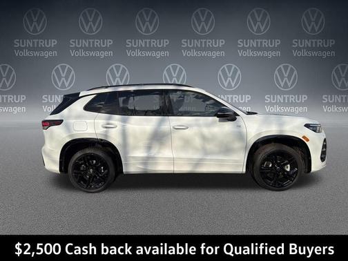 opal white pearl 2026 Volkswagen Tiguan 2.0T SE R-Line Black 4MOTION