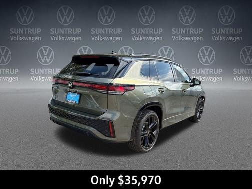 Avocado Green w/Deep Black Roof 2026 Volkswagen Tiguan 2.0T SE R-Line Black