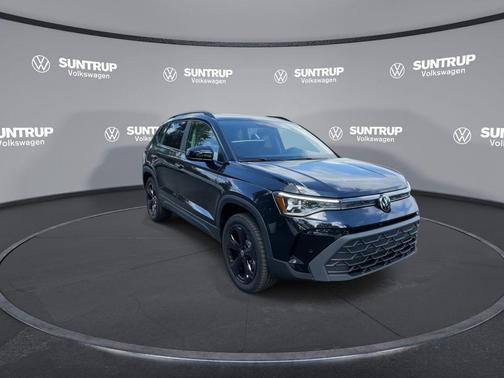 2025 Volkswagen Taos 1.5T SE Black