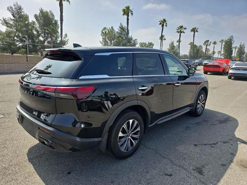 2024 INFINITI QX60 Pure