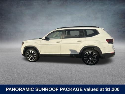 2022 Volkswagen Atlas 3.6L SE w/Technology