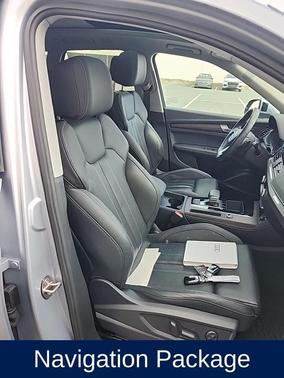 2023 Audi Q5 40 Premium Plus