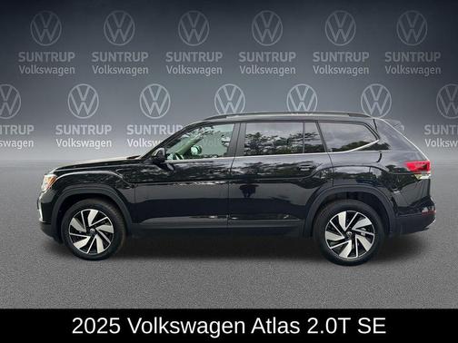 Deep Black Pearl 2025 Volkswagen Atlas 2.0T SE w/Technology