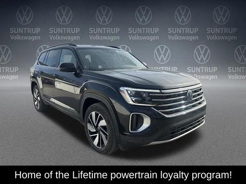 Deep Black Pearl 2025 Volkswagen Atlas 2.0T SE w/Technology