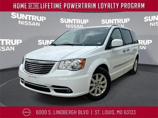 2015 Chrysler Town & Country Touring