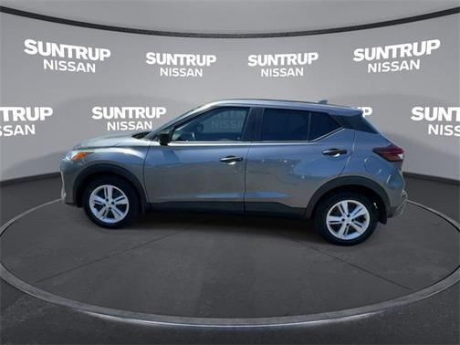 2023 Nissan Kicks S