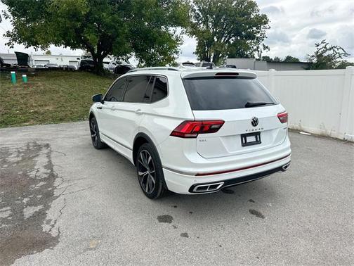 2022 Volkswagen Tiguan 2.0T SEL R-Line 4MOTION