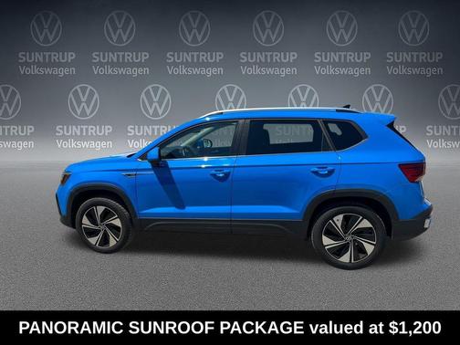 Cornflower Blue 2024 Volkswagen Taos 1.5T SE