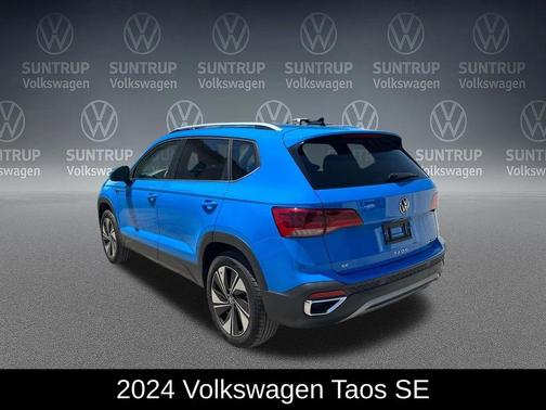 Cornflower Blue 2024 Volkswagen Taos 1.5T SE