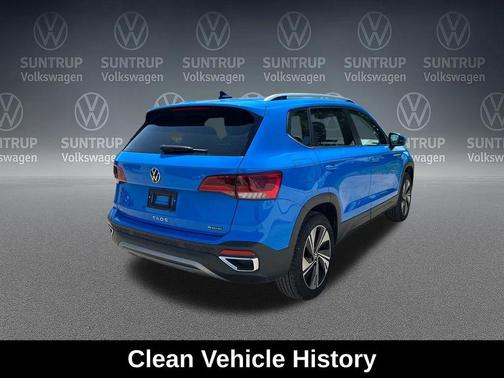 Cornflower Blue 2024 Volkswagen Taos 1.5T SE